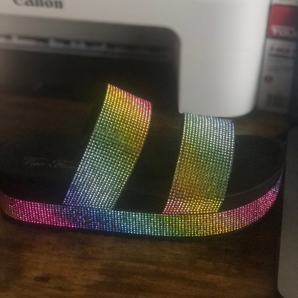 Multi-Colored Rhinestone sandals - Picture 3 of 5